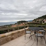 Kyparissia Aries Stone Maisonette, Panoramic Views Hébergement de vacances *