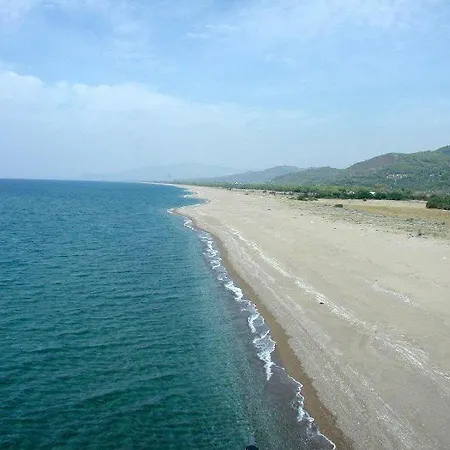 Aries, Marvelous 2floors Maisonette Old Town Of Kyparissia Tatil Evi Míloi