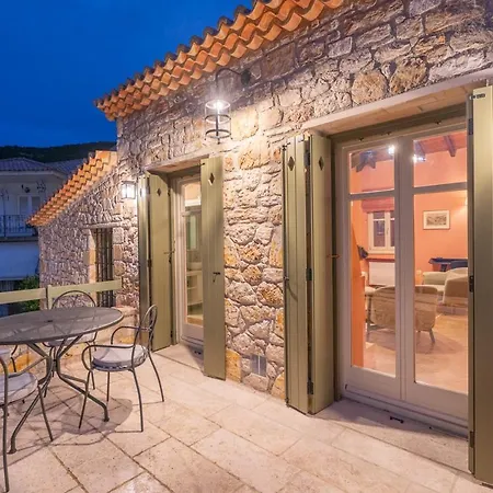 Tatil Evi Aries, Marvelous 2floors Maisonette Old Town Of Kyparissia *