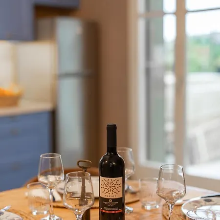 Tatil Evi Aries, Marvelous 2floors Maisonette Old Town Of Kyparissia *