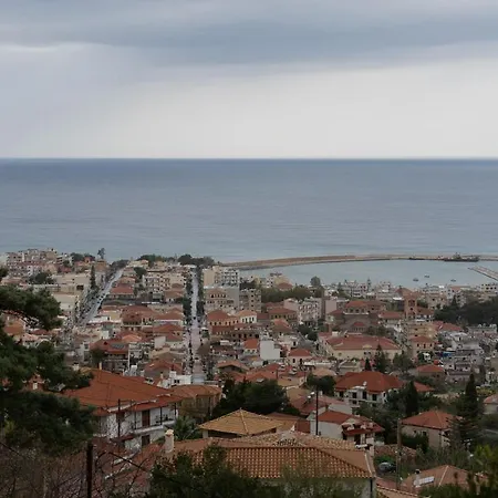 Hébergement de vacances Kyparissia Aries Stone Maisonette, Panoramic Views