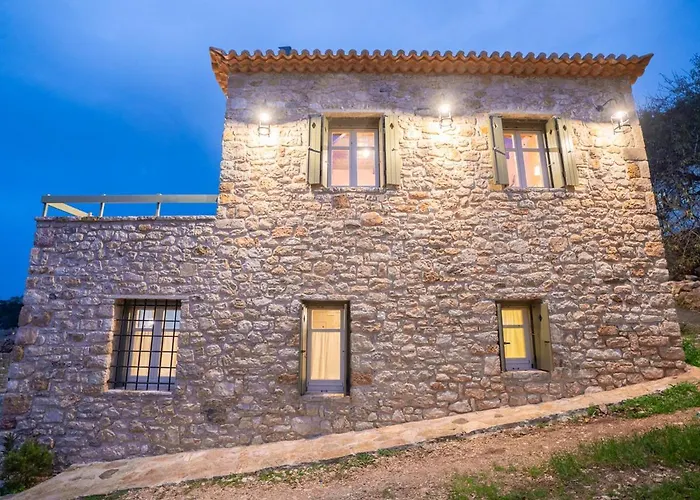 Aries, Marvelous 2floors Maisonette Old Town Of Kyparissia Prázdninový dům