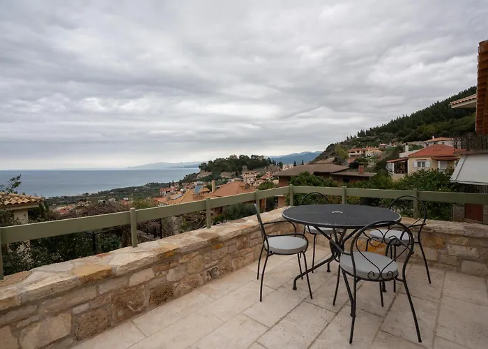 Aries, Marvelous 2floors Maisonette Old Town Of Kyparissia Míloi