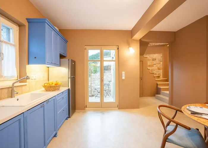 Aries, Marvelous 2floors Maisonette Old Town Of Kyparissia * Míloi