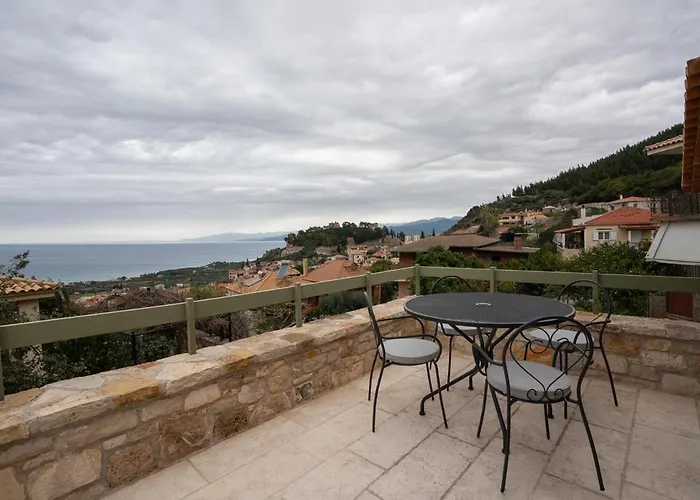 Aries, Marvelous 2floors Maisonette Old Town Of Kyparissia Prázdninový dům *