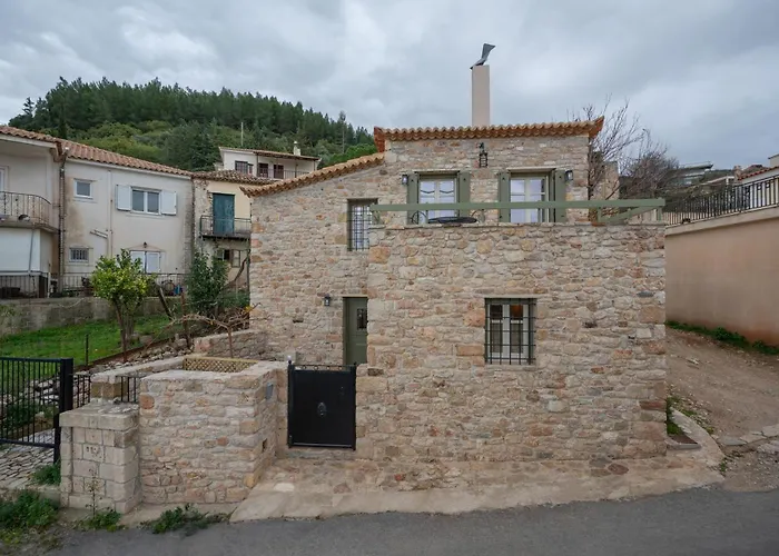 Aries, Marvelous 2floors Maisonette Old Town Of Kyparissia Prázdninový dům Míloi